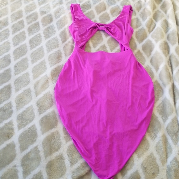 Geebin Flores purple ruched dress. - Picture 2 of 6